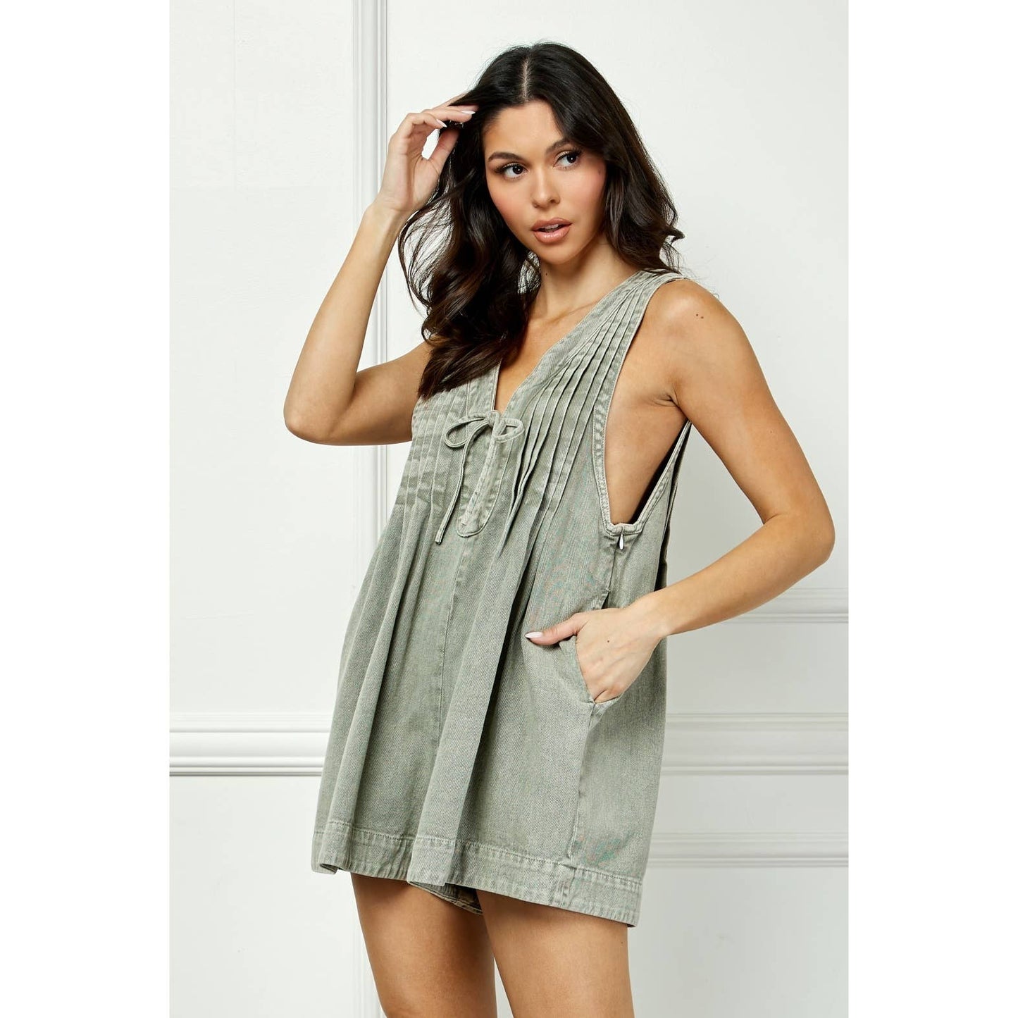 Front Pleated V Neck Sleeveless Denim Romper