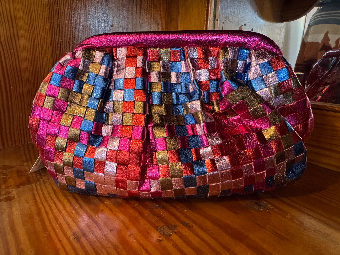 Holiday Handbag - Pink Leather Weave