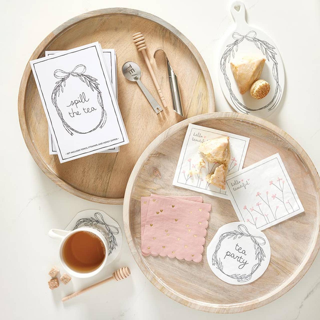 Napkins- Scalloped Gold Foil Hearts