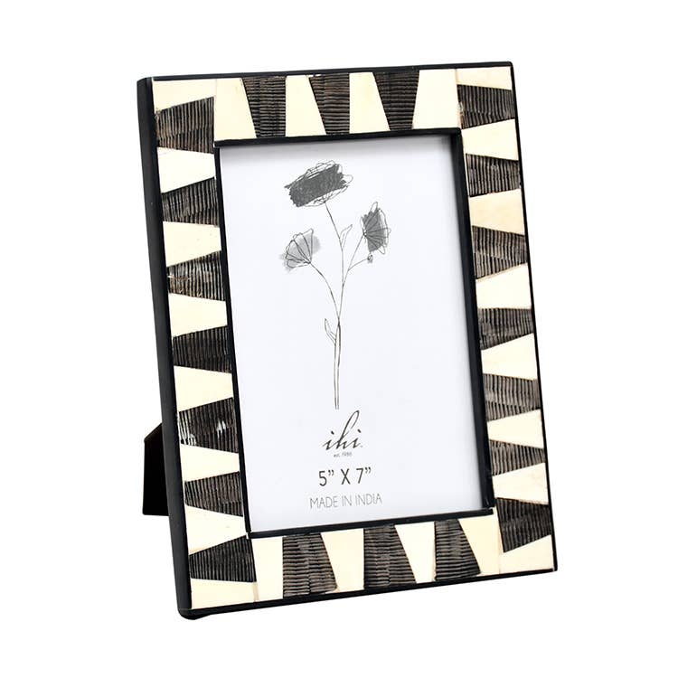 Photo Frame- Black Fish Horn & Bone