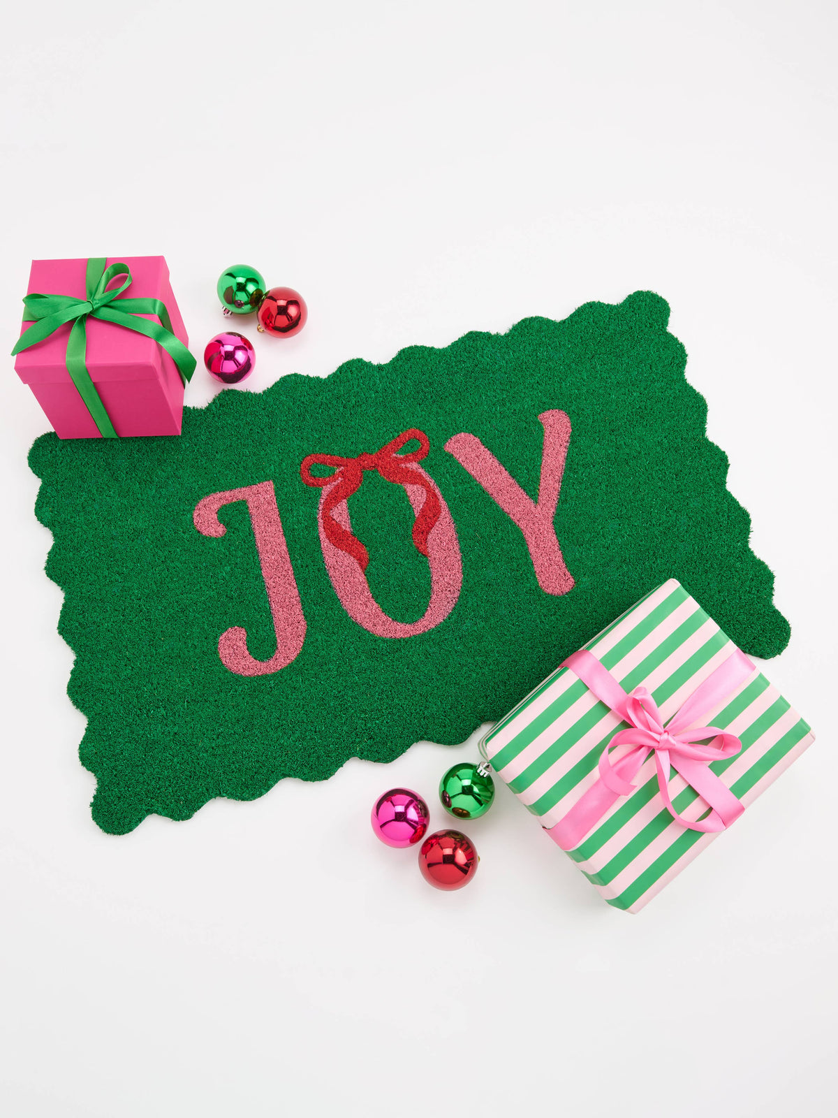 Doormat - "JOY" Scalloped