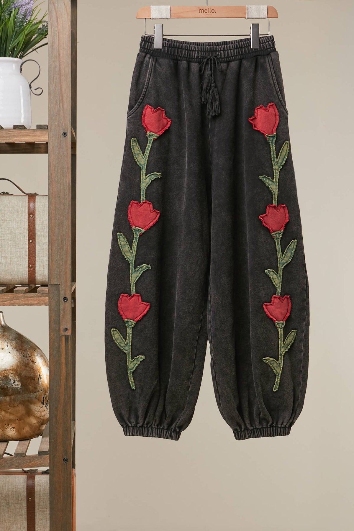 Pants - Heart Vine Graphic Jogger