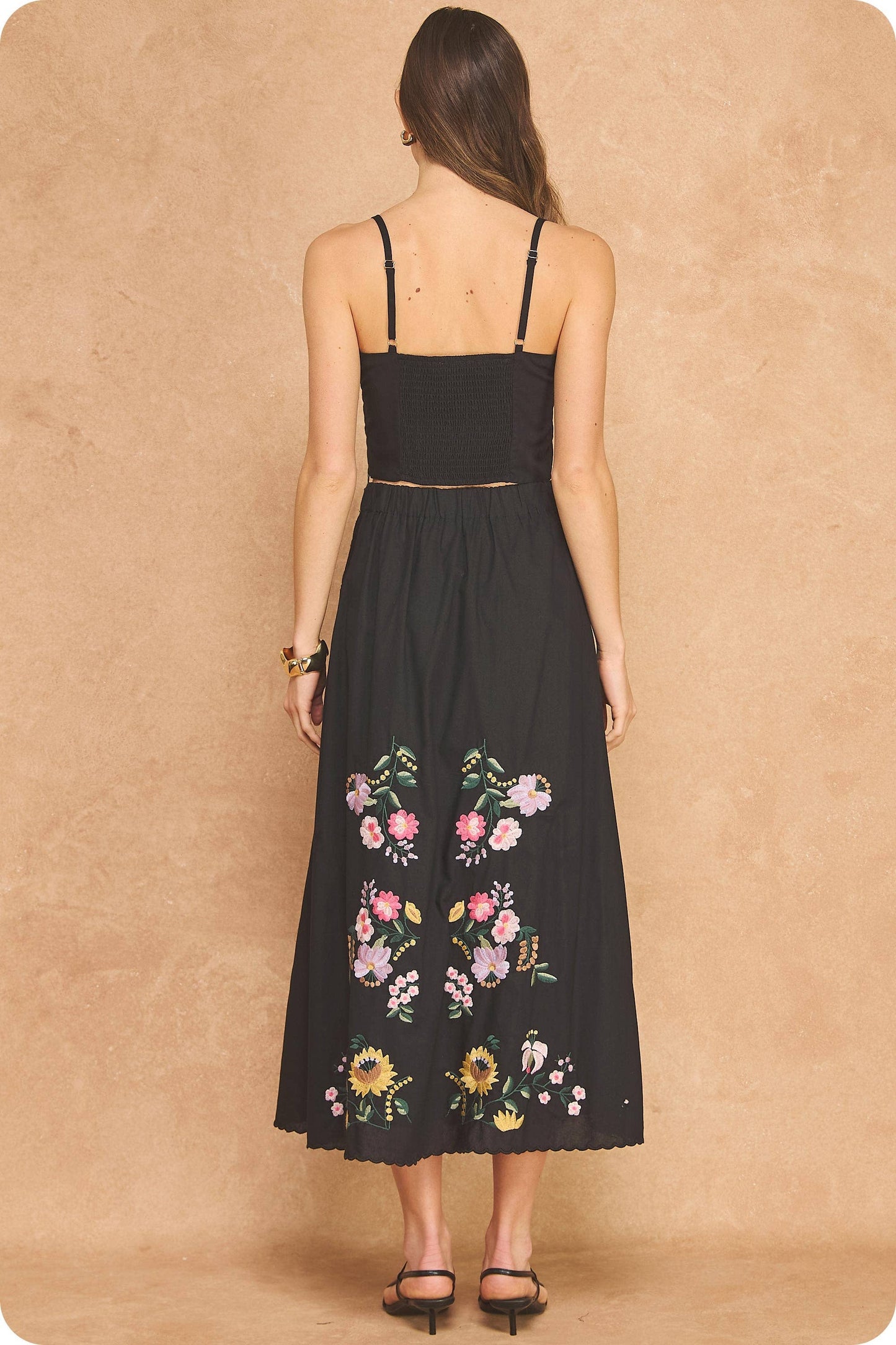 Set - Embroidered Floral Lace Detail Top