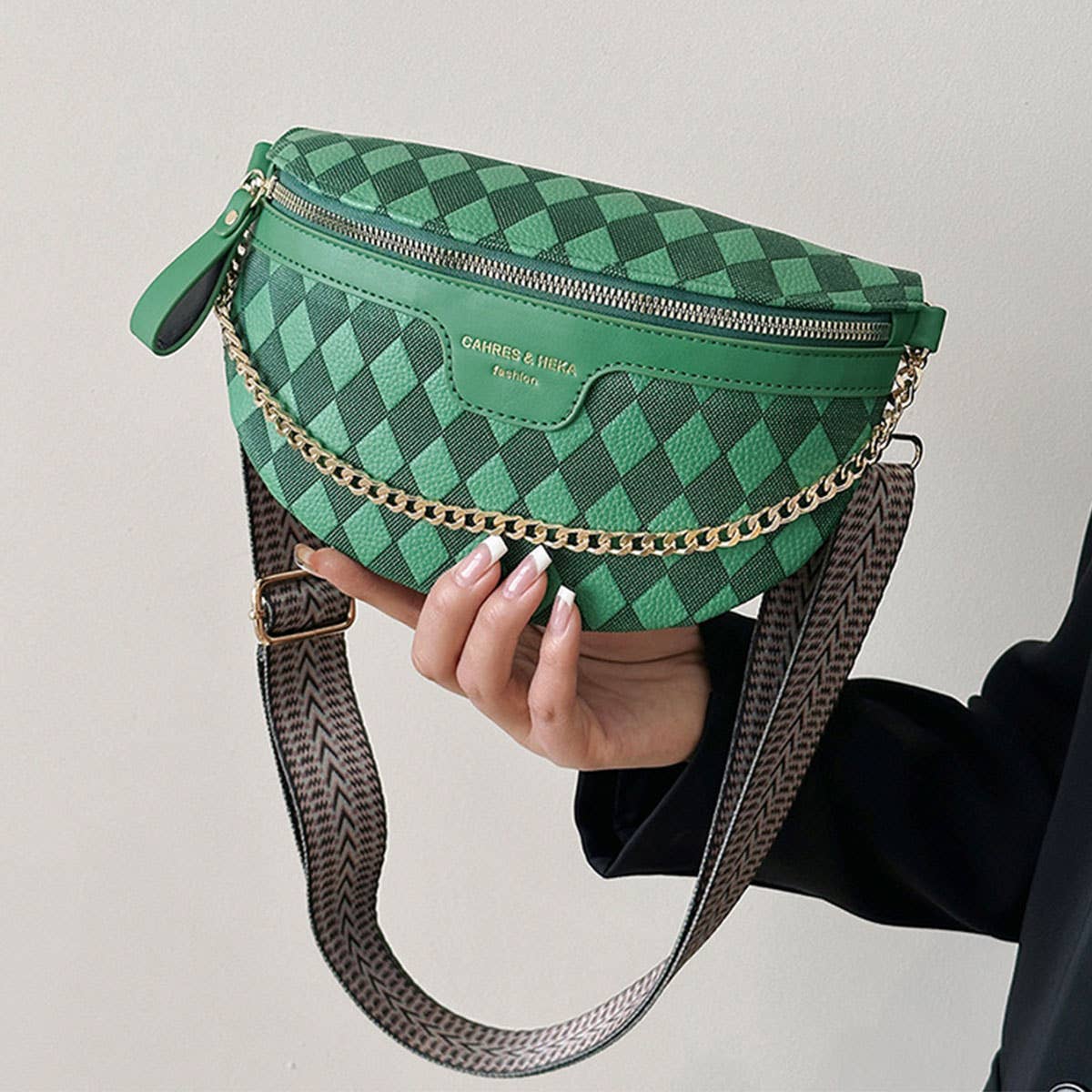PYRAMID CHECK PU EVERYDAY BELT BAG