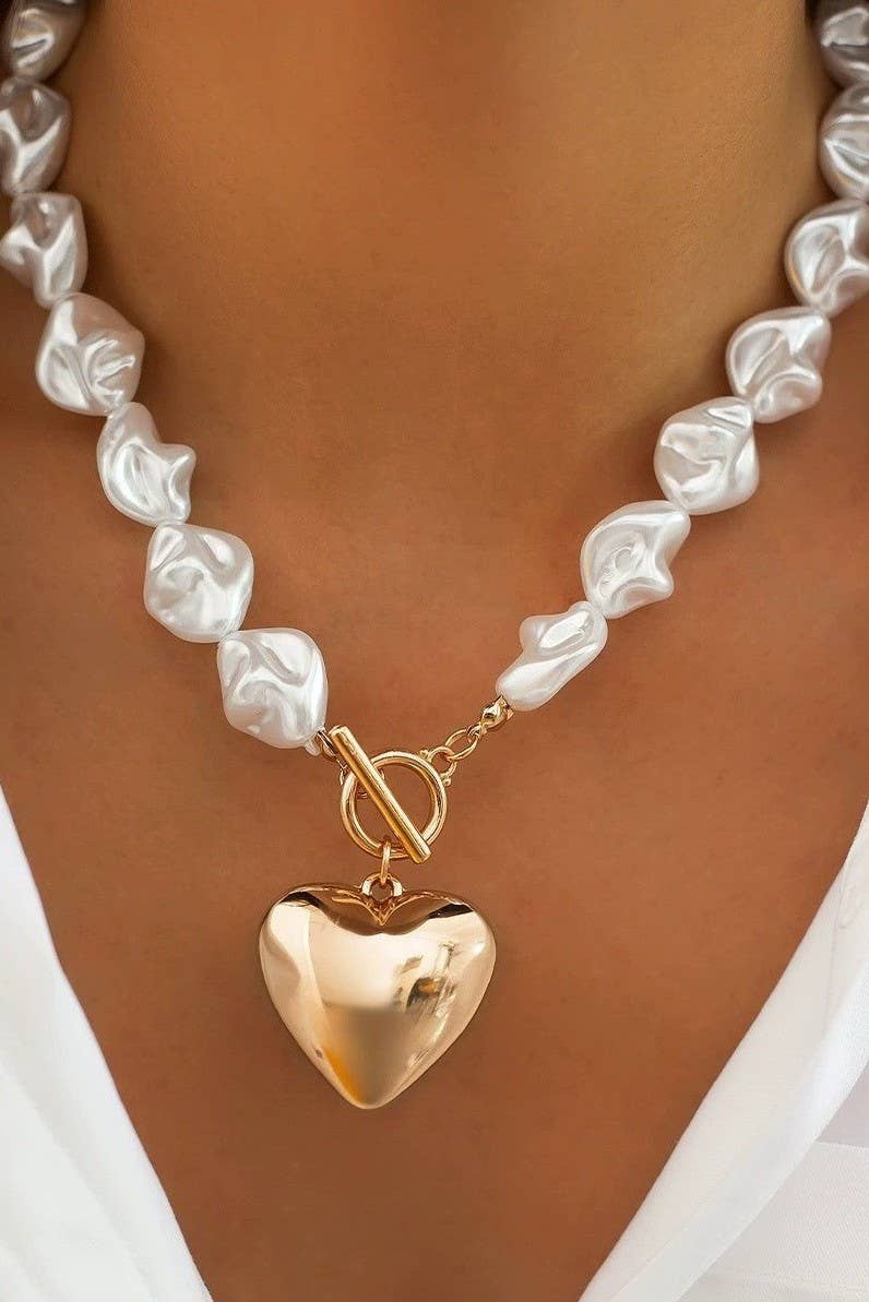 Necklace - PEARL BEADED HEART CHARM TOGGLE