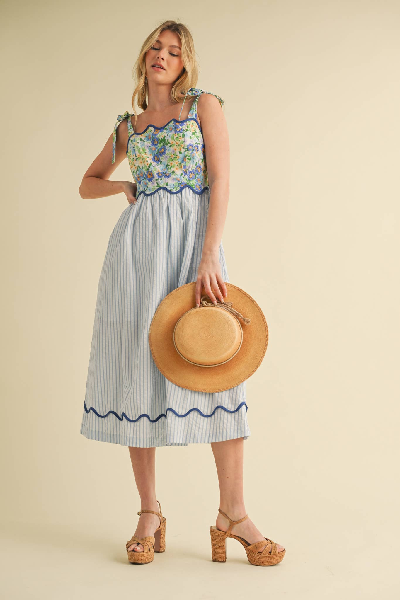 Dress- SCALLOPED MIXED PRINT