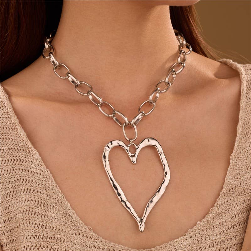 Necklace - Statement Hammered Open Heart
