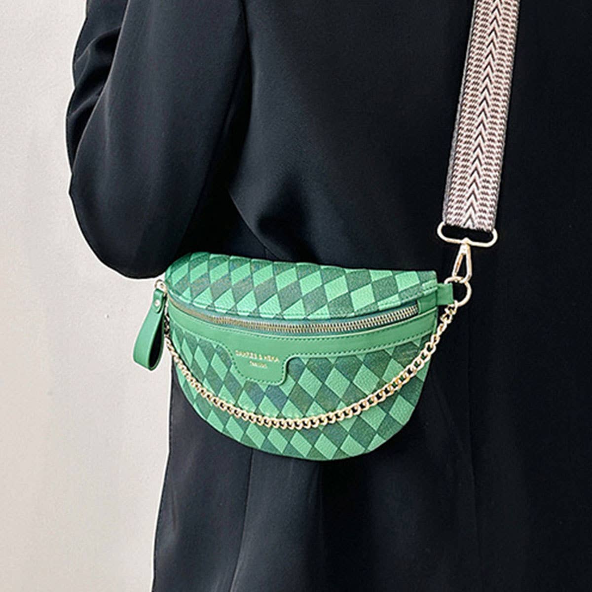 PYRAMID CHECK PU EVERYDAY BELT BAG