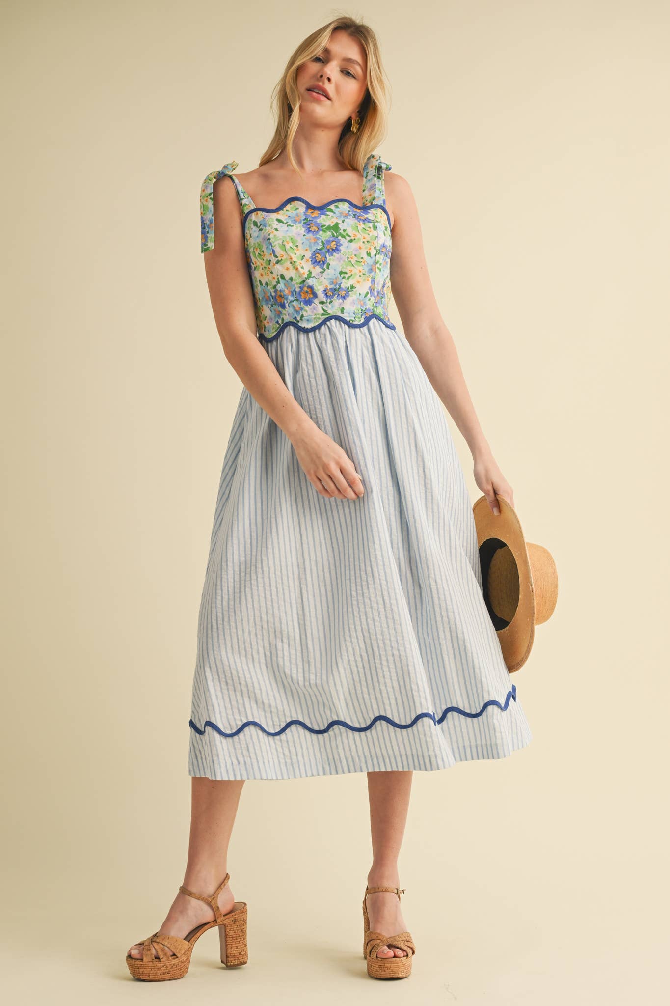 Dress- SCALLOPED MIXED PRINT