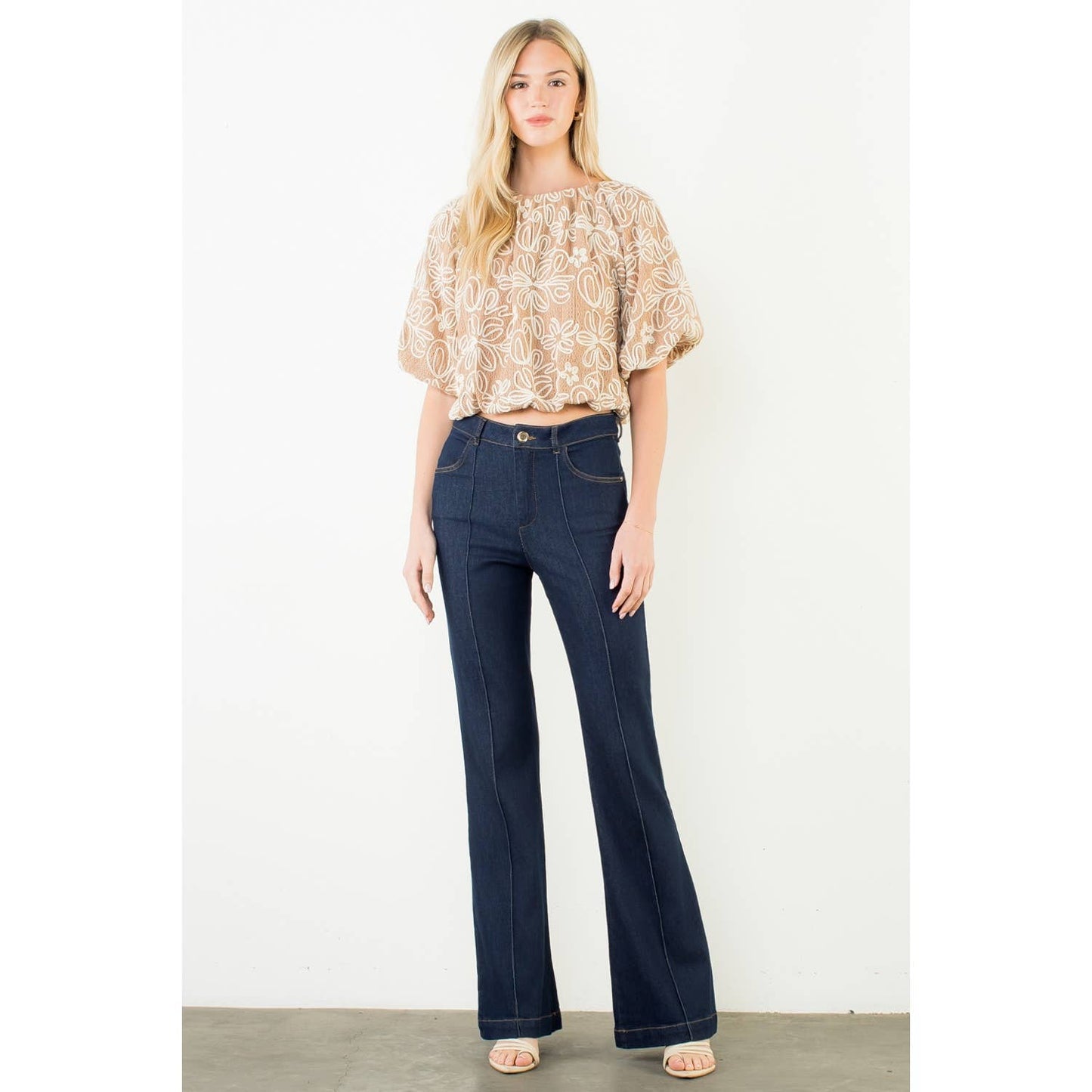 Top - Puff Sleeve Floral Embroidery Detail