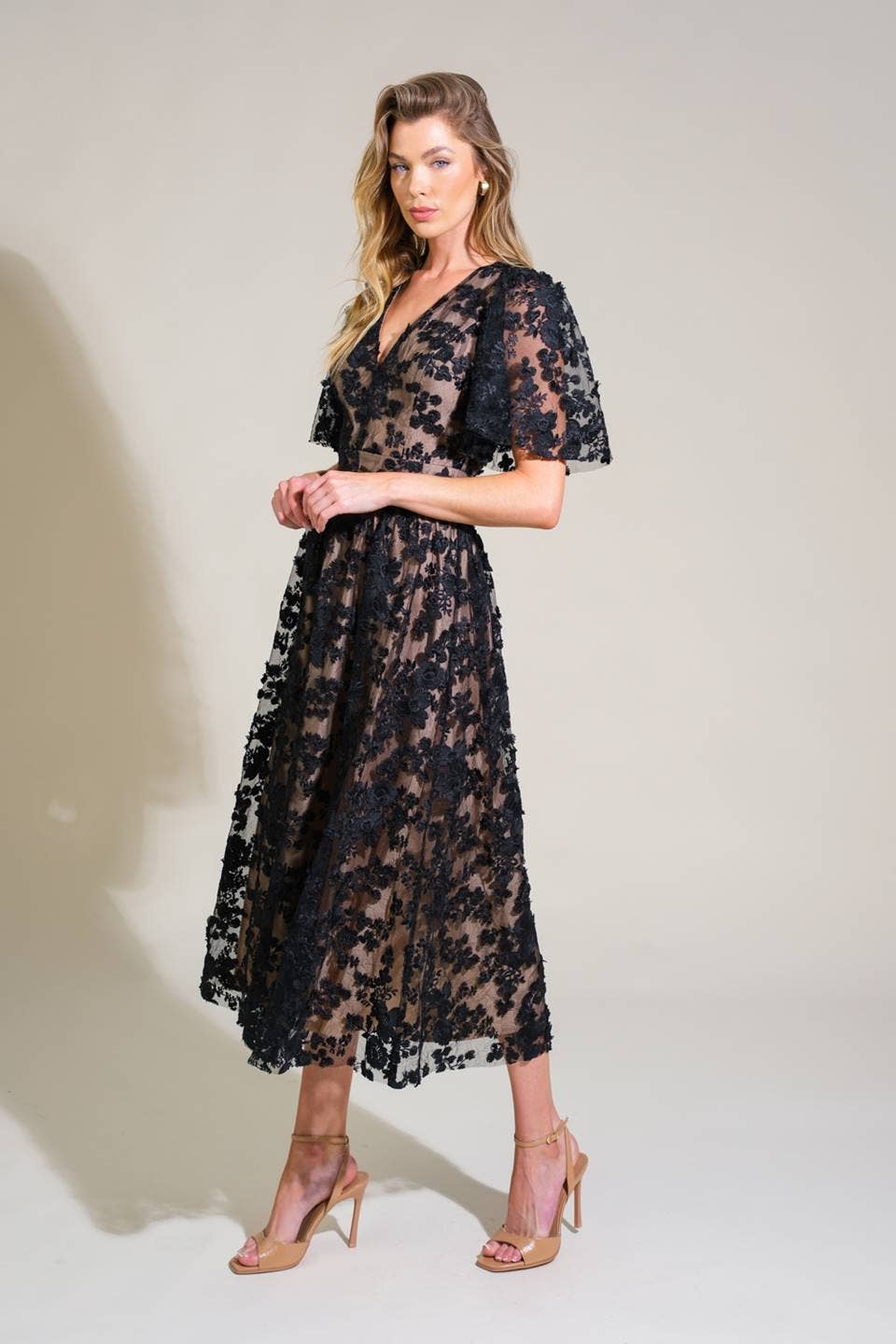 Dress - Lace Midi