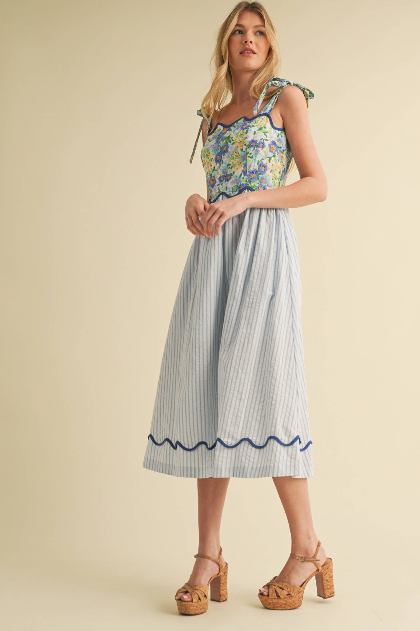 Dress- SCALLOPED MIXED PRINT