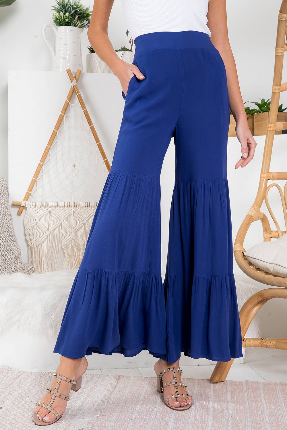TIERED RUFFLE HIGH WAISTED WIDE-LEG PANTS