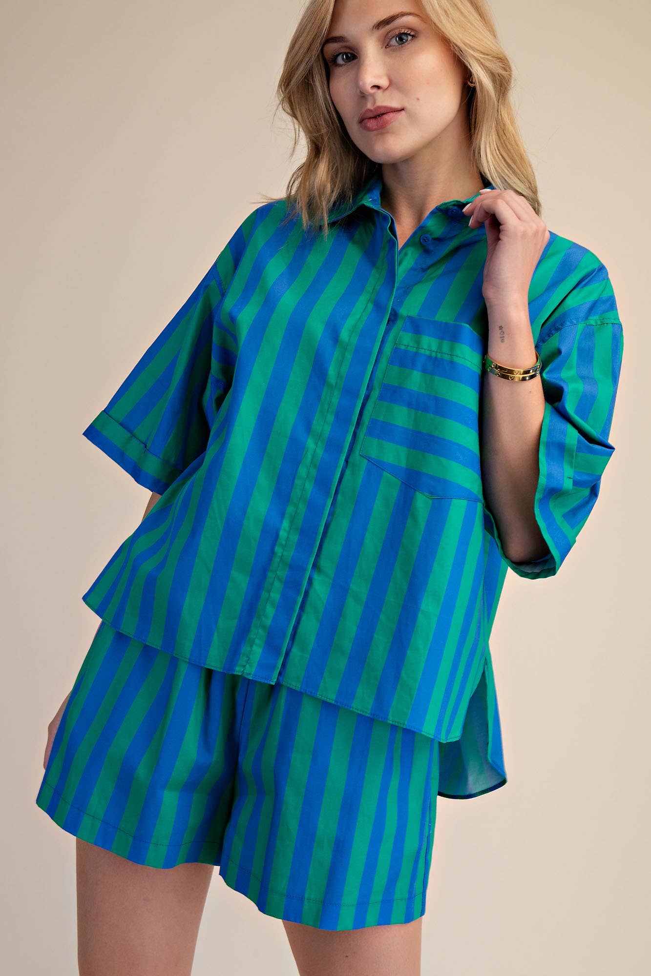 Shirt - Collar Neck Button Down