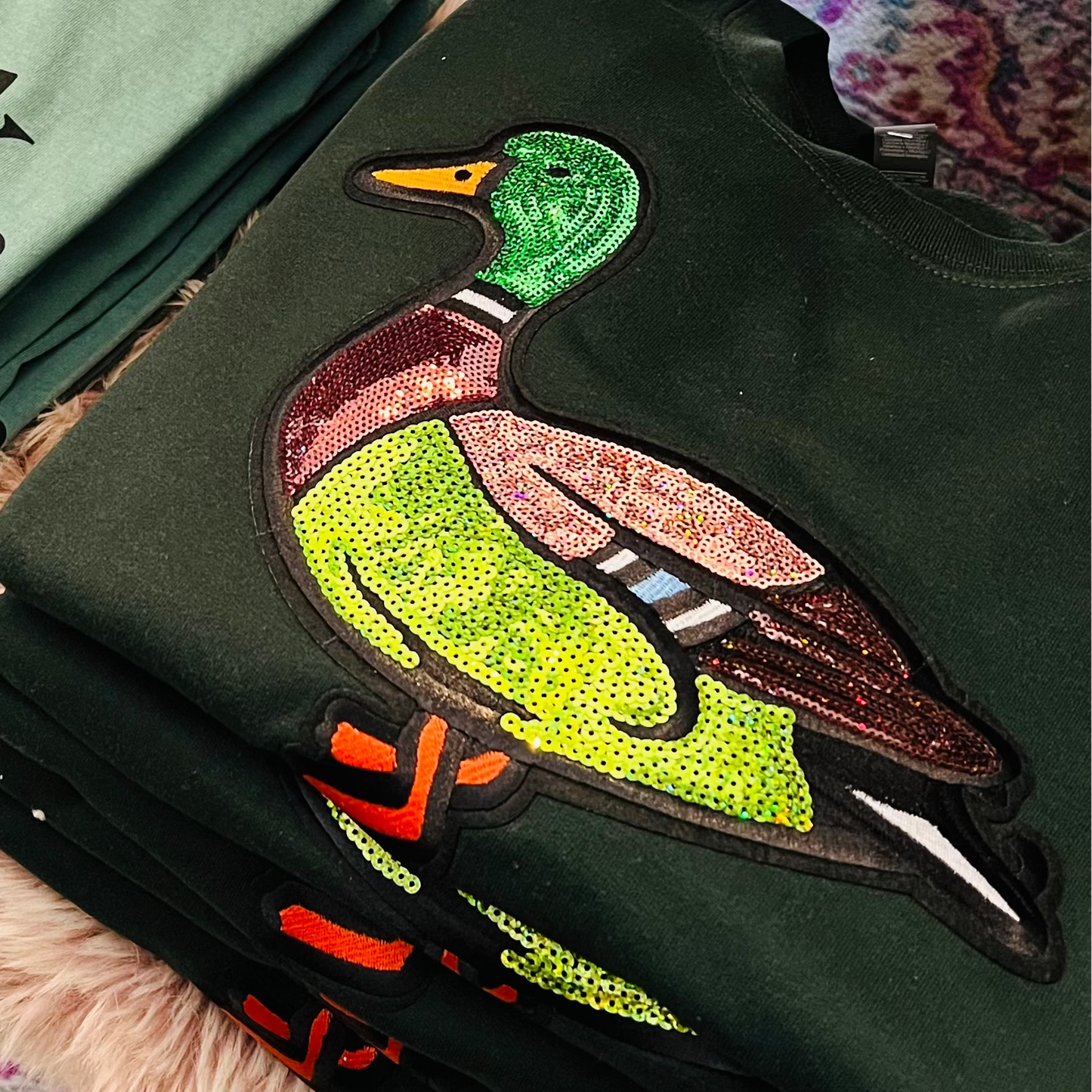 Sweatshirt-Sequin Mallard