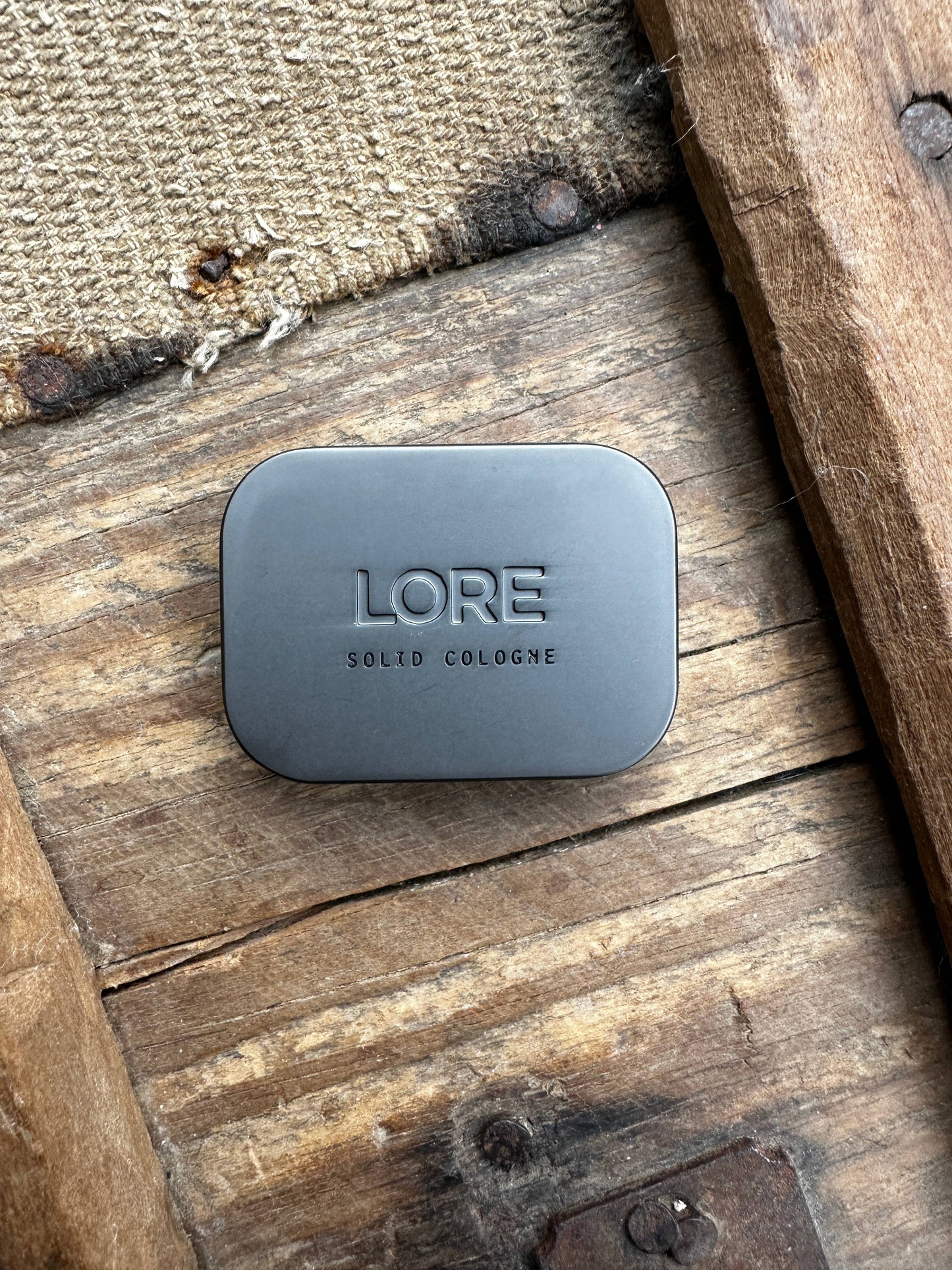 Cologne  - LORE | Solid