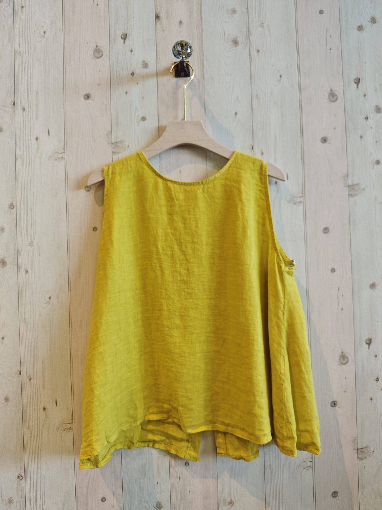 Tank - Sleeveless Button Down Linen