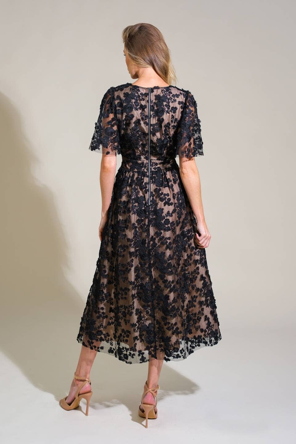 Dress - Lace Midi