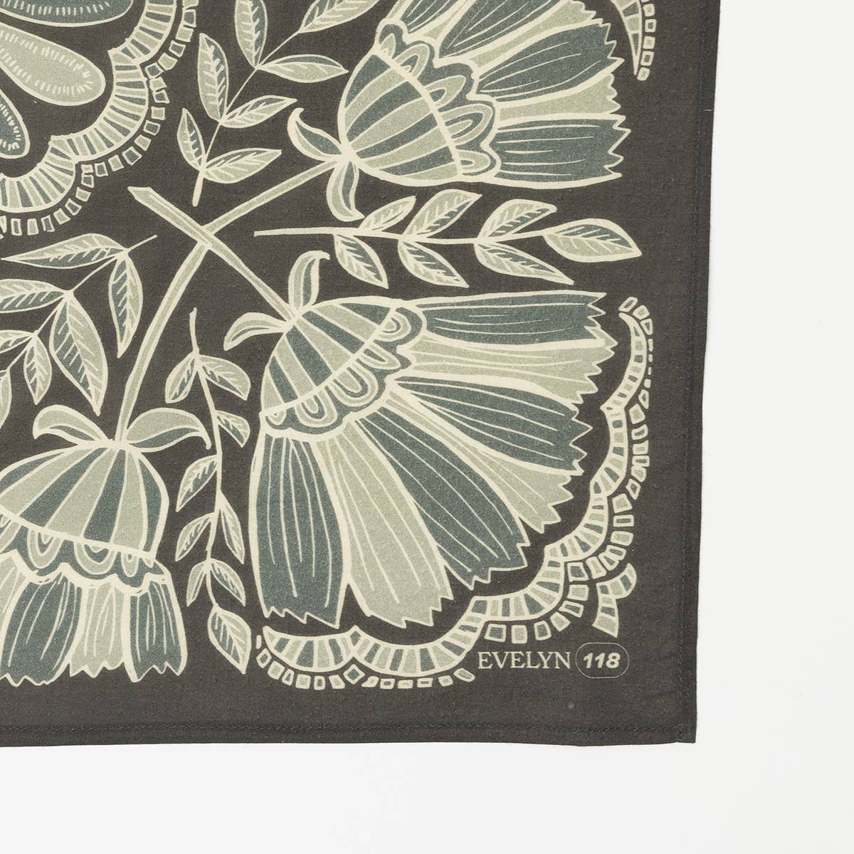 Bandana- Evelyn