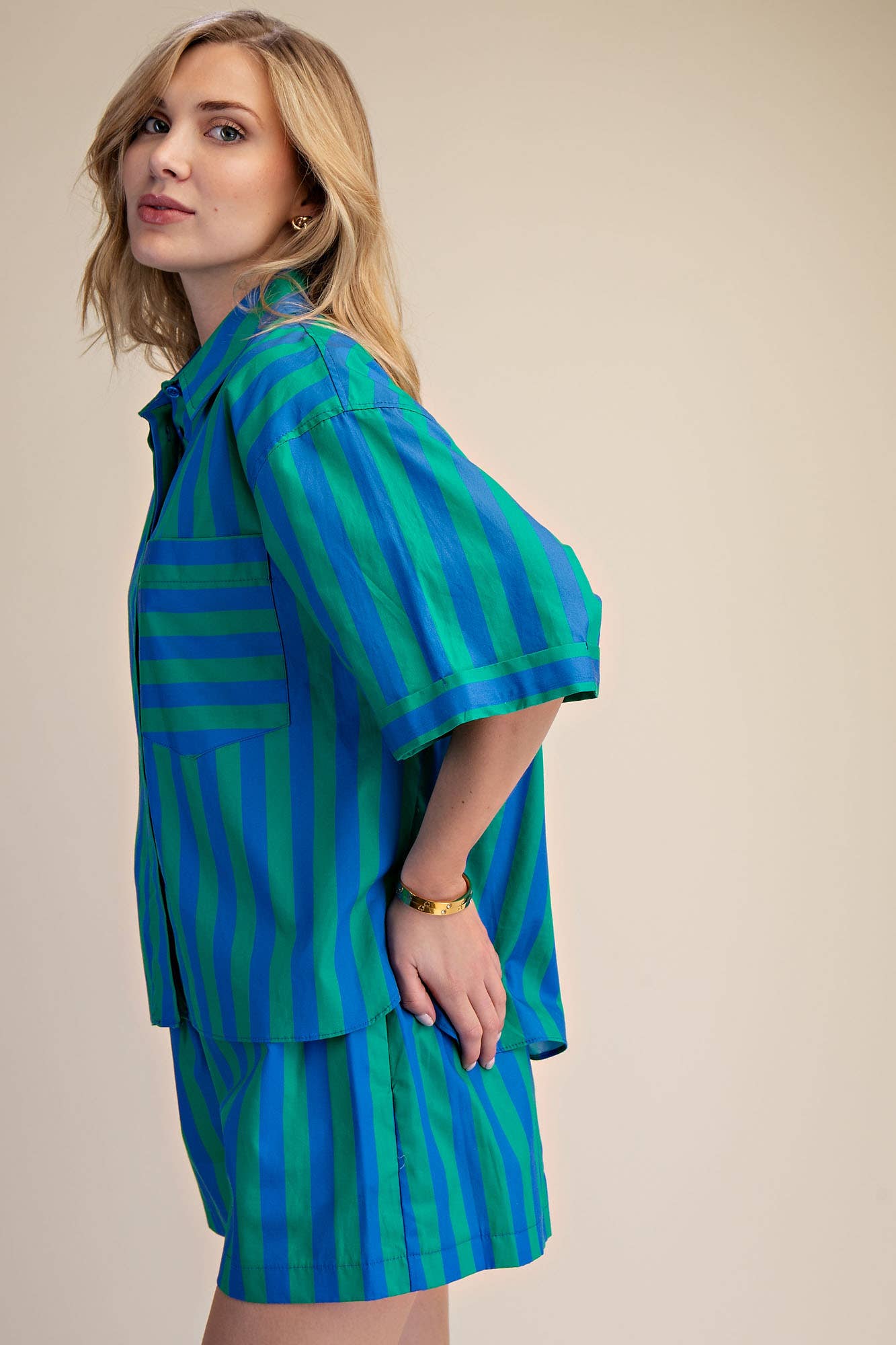 Shirt - Collar Neck Button Down