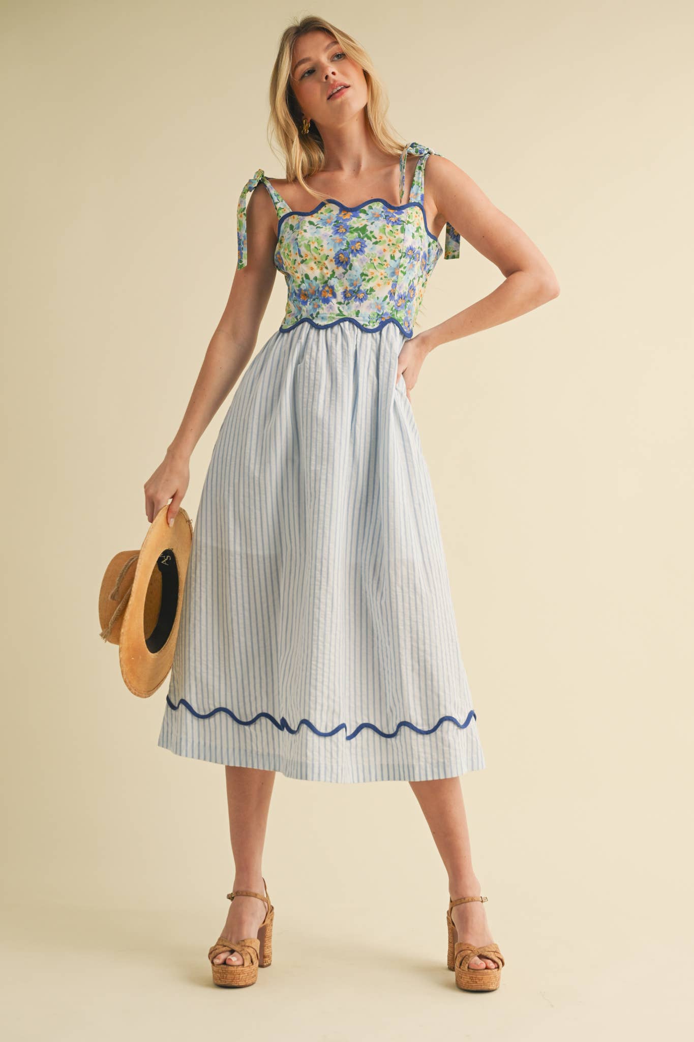 Dress- SCALLOPED MIXED PRINT