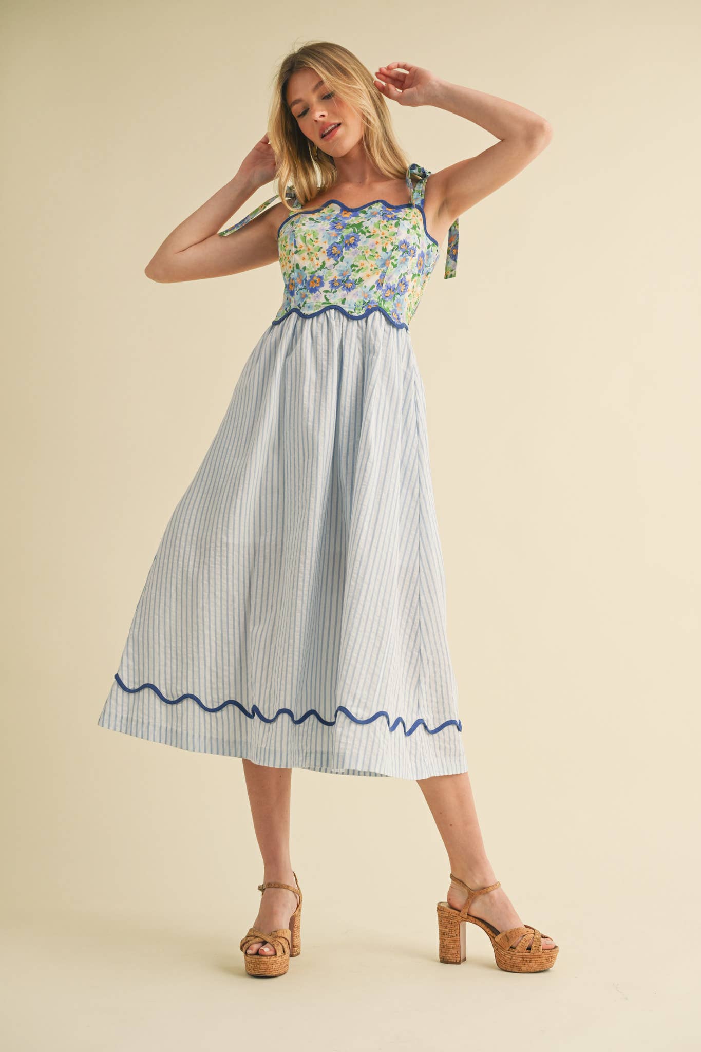 Dress- SCALLOPED MIXED PRINT