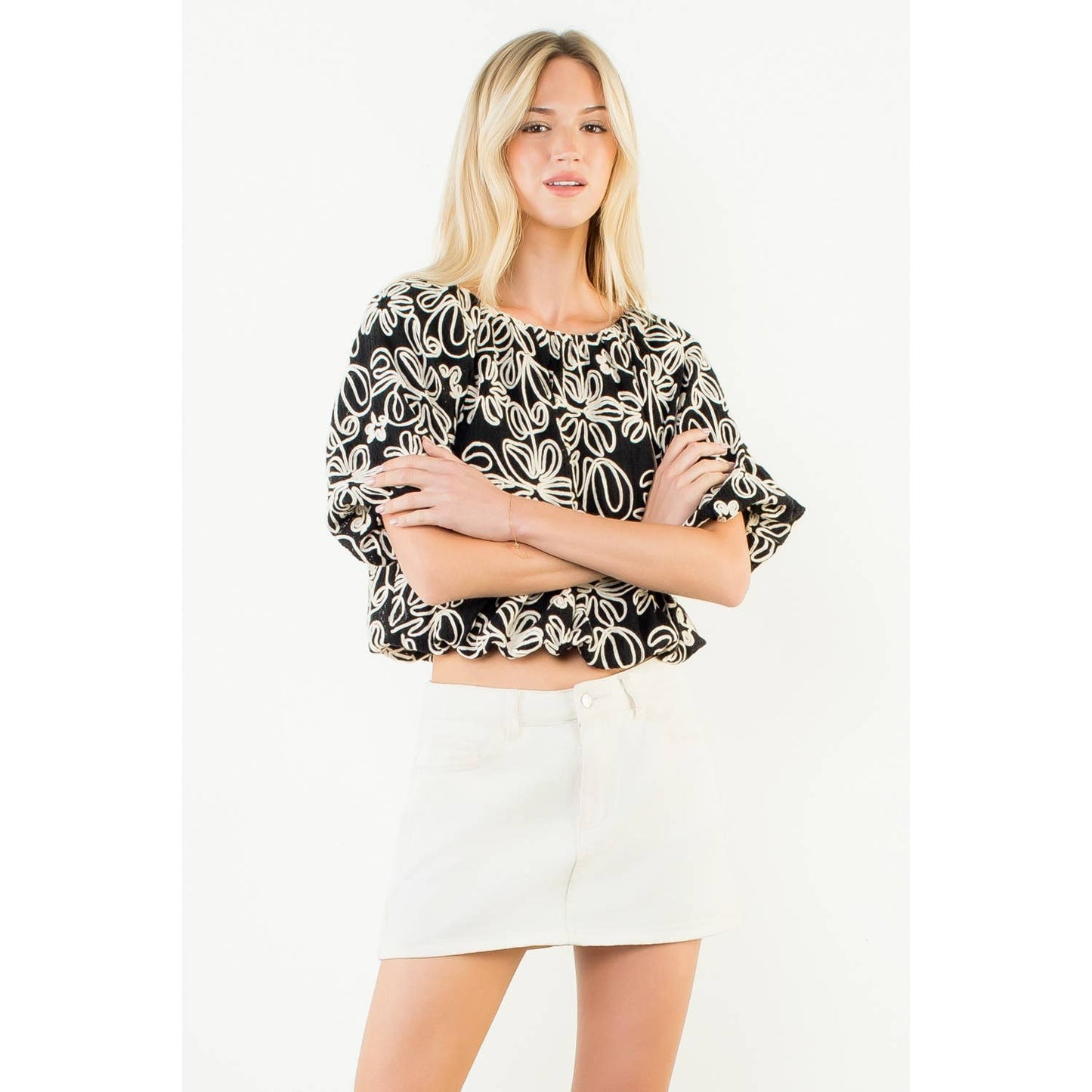 Top - Puff Sleeve Floral Embroidery Detail