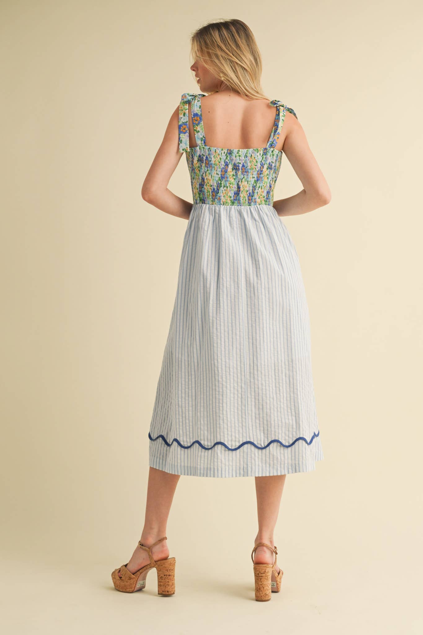 Dress- SCALLOPED MIXED PRINT